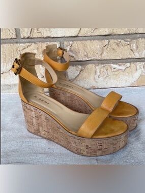 M Gemi Yellow cork Platform ankle strap Cork Size 41